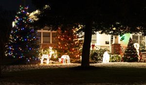 Lawn Care Tips for the Christmas Holidays